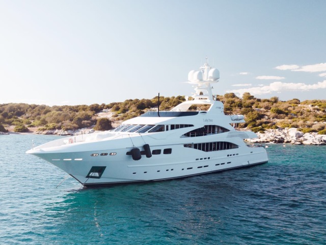 Superyacht Lady Dee