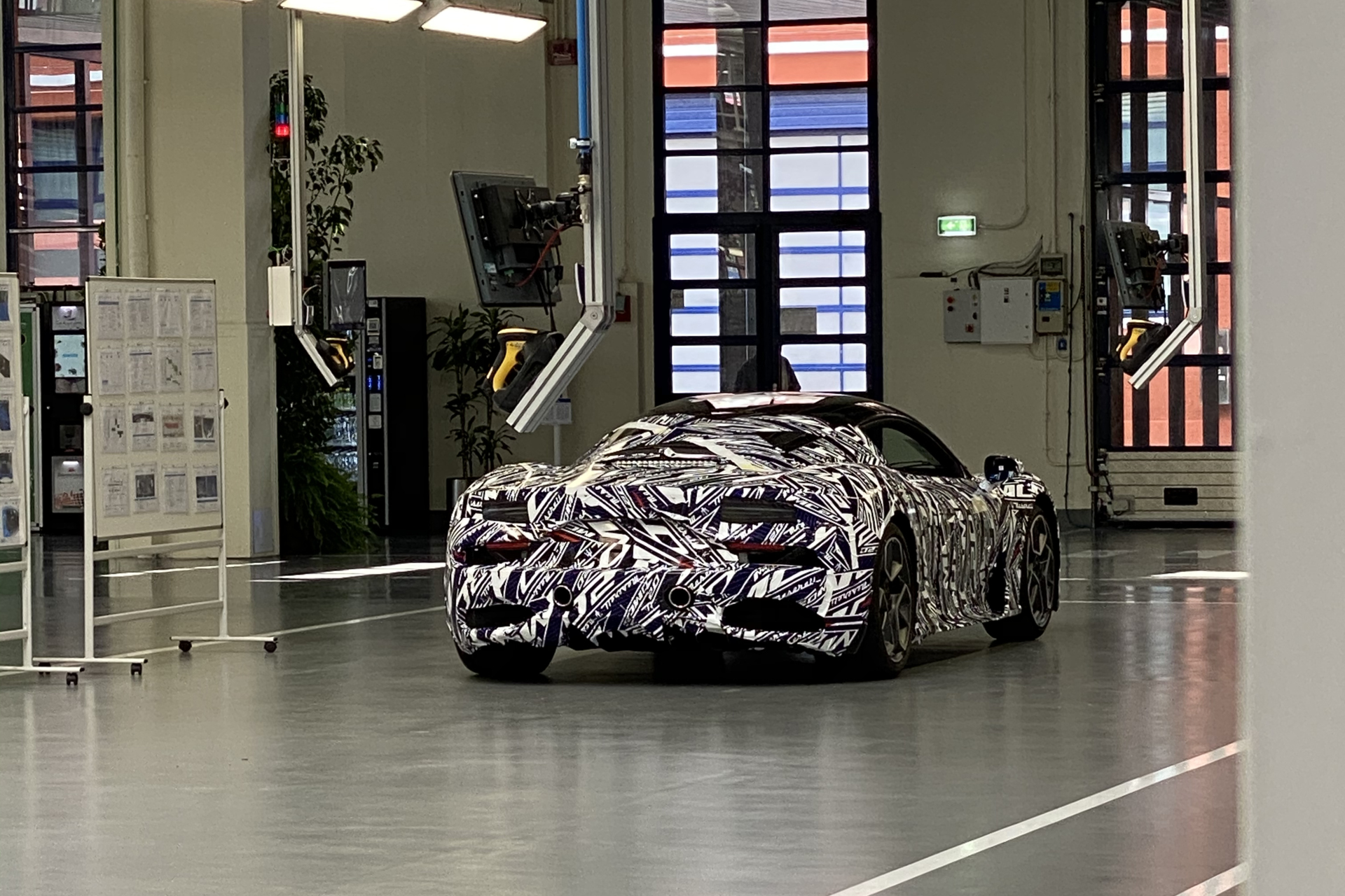 Maserati MC20 development car