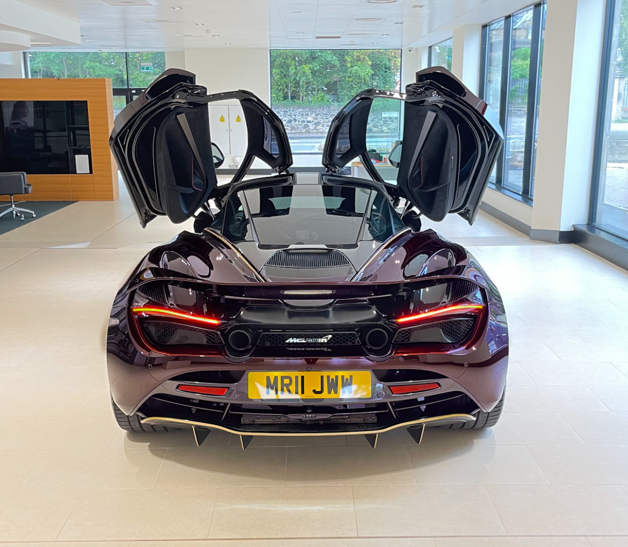 New Car 720S Images 2