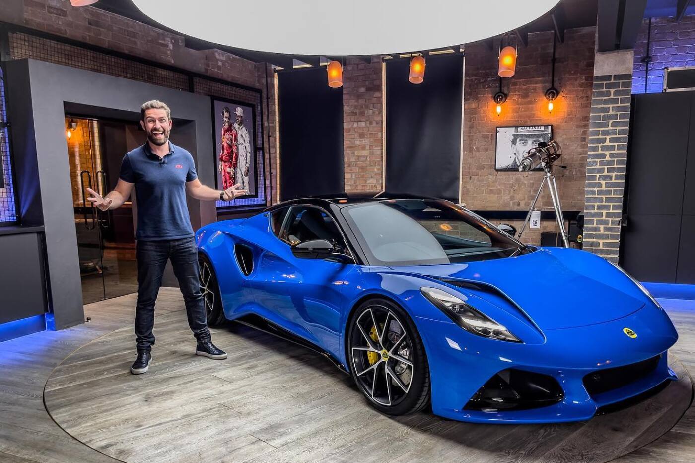 Lotus Emira